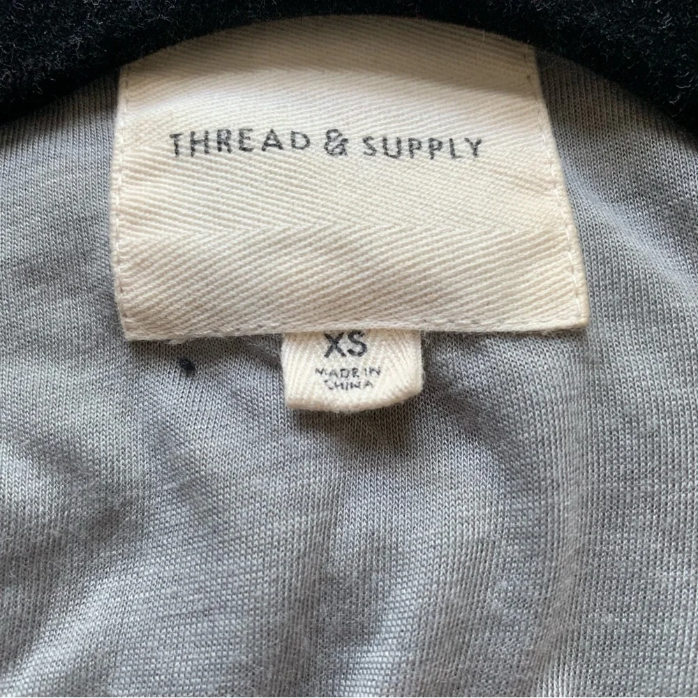 Grey shacket - Picture 2 of 6